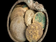 قيسارية: اكتشاف 24 عملة ذهبية من العصر الفاطمي