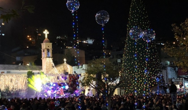 الناصرة تكتسي بحُلّة عيد الميلاد