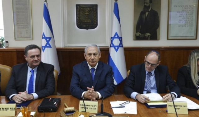 مصادر قضائية إسرائيلية: الحكومة تريد العمل بدون قانون