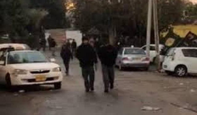 الشرطة تداهم بيارة دكة في يافا