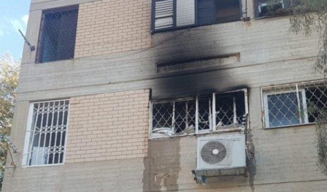 إصابة امرأة وأطفالها الثلاثة إثر حريق بالنقب
