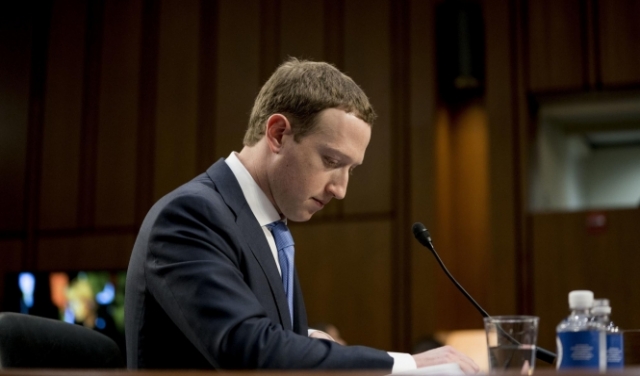 2018: عام تورط فيسبوك بالتجارة بخصوصية 