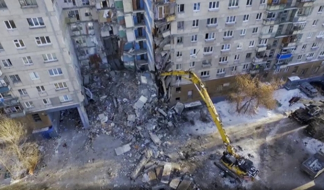 روسيا: ارتفاع عدد ضحايا انفجار مبنى إلى 28 و 13 مفقودا