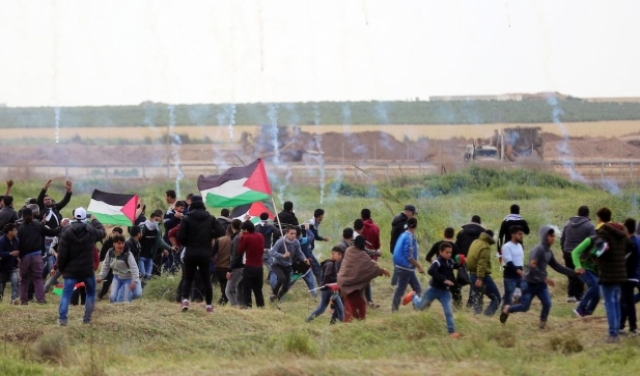 غزة: إصابة 15 بجروح جراء قمع الاحتلال لمسيرة 