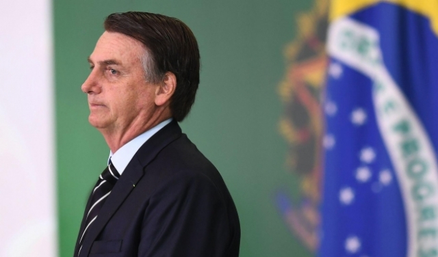 البرازيل: بولسونارو يستهل ولايته بإجراءات صادمة