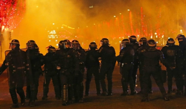 الشرطة الفرنسية تقمع مظاهرات 