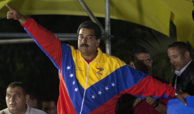 فنزويلا: البرلمان يرفض الاعتراف بشرعية مادورو