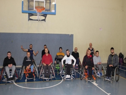 فريق كرة سلة لذوي الاحتياجات الخاصة: إرادة تكسر المستحيل