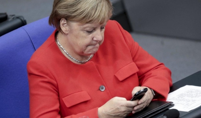 اعتراف طالب ألماني باختراقه بيانات ميركل وسياسيين آخرين