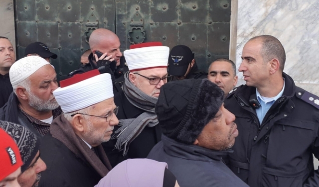 اعتقالات بالقدس وإبعاد 4 حراس للأقصى عن المسجد