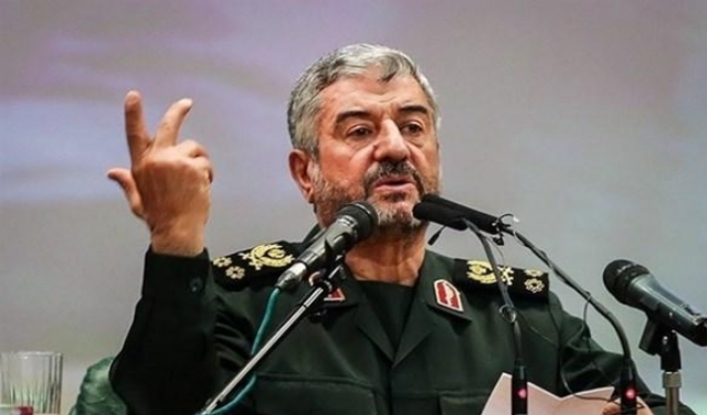 قائد الحرس الثوري الإيراني لنتنياهو: تهديداتك مضحكة وعبث بذيل الأسد