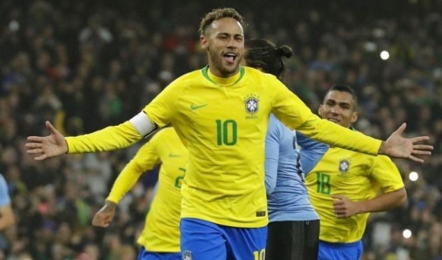 نيمار يطمح لقيادة البرازيل إلى مونديال قطر