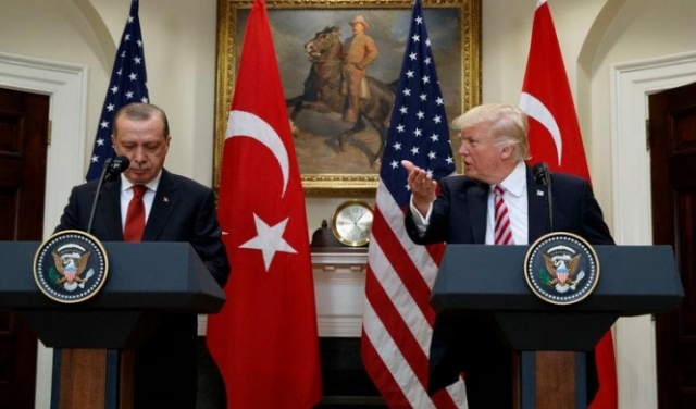 ترامب وإردوغان يتفقان على التسريع بالمنطقة الآمنة في سورية