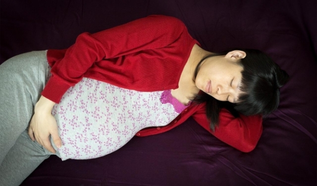 7 نصائح لنوم أفضل للحوامل