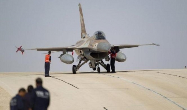 إصابات في انحراف طائرة عسكرية إسرائيلية