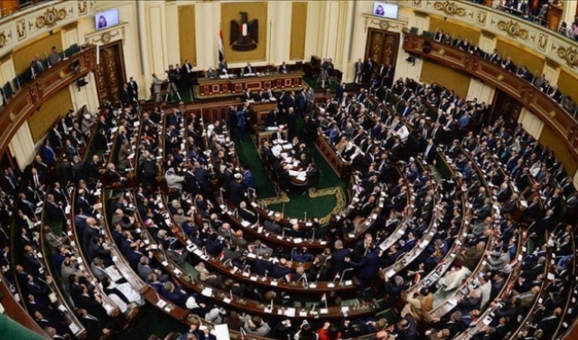 مصر: أول طلب نيابي لتعديل الدستور يسلّم للبرلمان