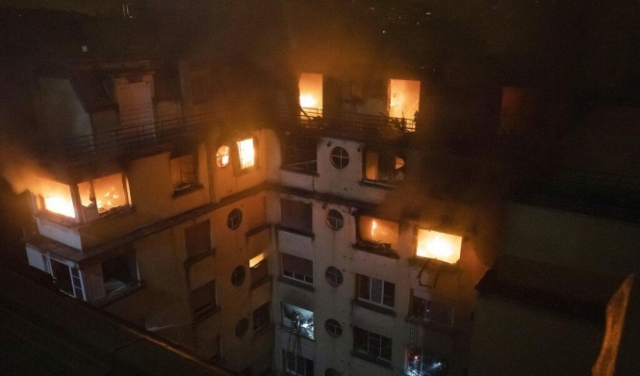 باريس: مصرع 7 وإصابة 28 شخصا في حريق