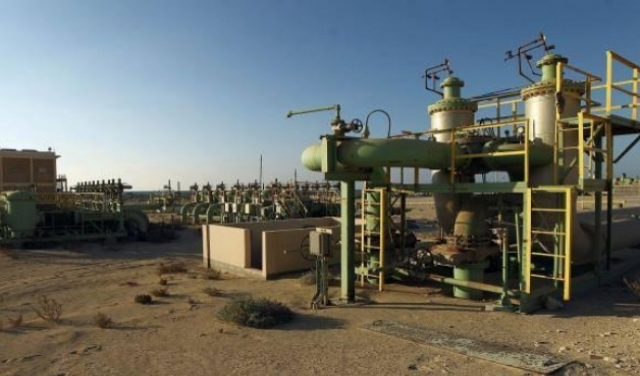 قضية حقول النفط الليبية تعود إلى طاولة الحوار