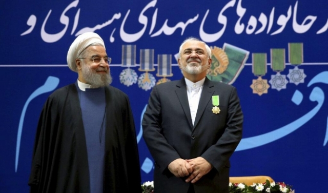 روحاني يرفض استقالة ظريف