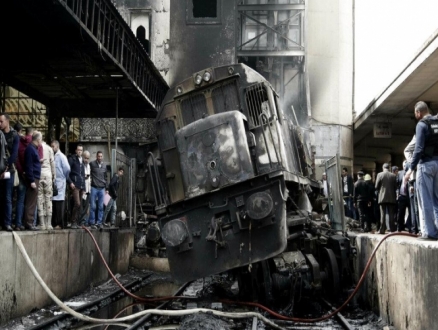 حوادث مصر: 27 قتيلا في حريق محطة القطارات بالقاهرة