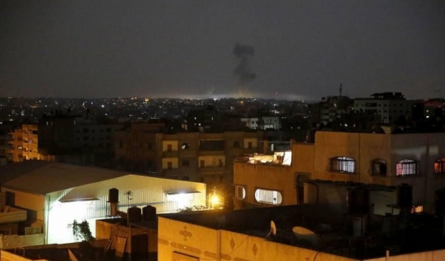 غارات إسرائيليّة تضرب موقعًا جنوب غزة