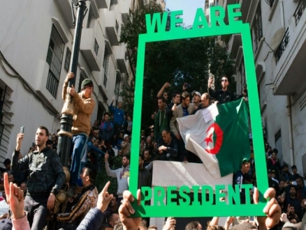 الجزائريون قالوا كلمتهم: "نحن الرئيس"