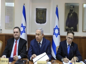 بعد غانتس: تعرض هاتف وزير إسرائيلي لمحاولات اختراق