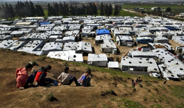 الأوضاع الأمنية تحول دون عودة لاجئي سورية لبلدهم
