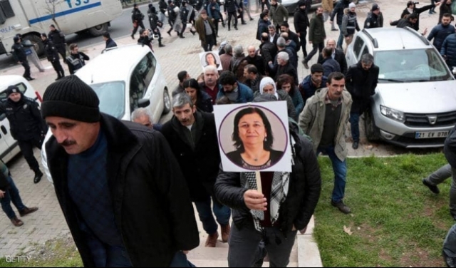 انتحار ناشطة كردية رابعة في سجن تركي