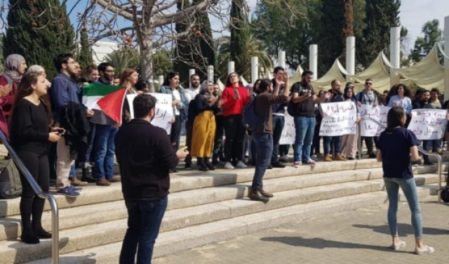 الطلاب العرب بتل أبيب وبئر السبع يرفعون صوت الأسرى ويساندون غزة