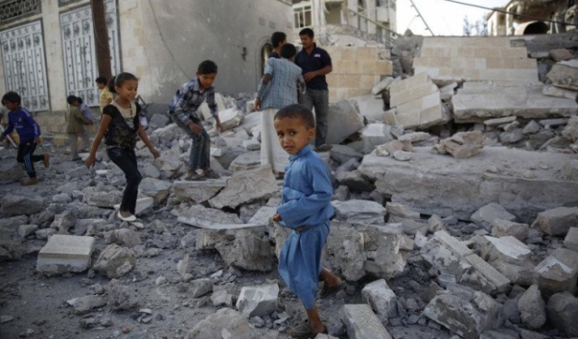 7 قتلى بينهم 4 أطفال في غارة جوية باليمن  