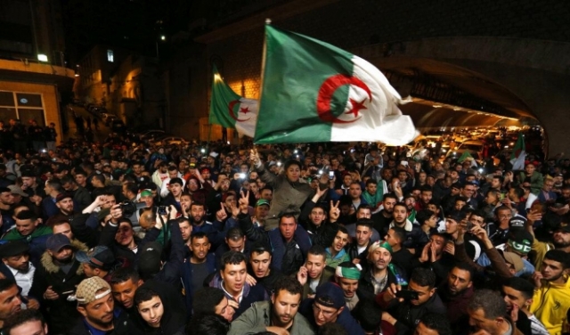 تحديات ومسارات دستورية لإيجاد مخرج للأزمة الجزائرية