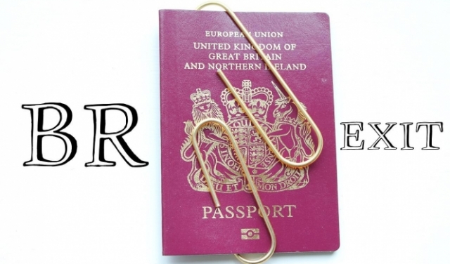 بريطانيا تبدأ إصدار جوازات سفر دون علامة الاتحاد الأوروبي