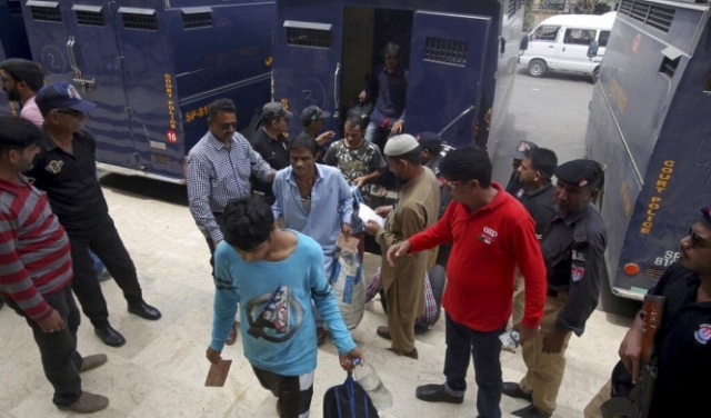 باكستان تفرج عن 100 هندي لتخفيف حدّة التوتر مع جارتها