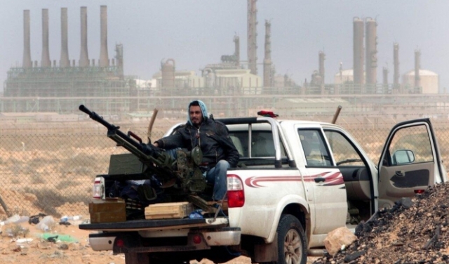 نزوح الآلاف وقوات حفتر تواصل هجومها على طرابلس   
