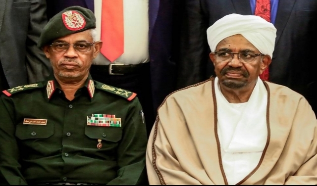 السودان: بن عوف يستقيل من منصبه رئيسًا للمجلس العسكري
