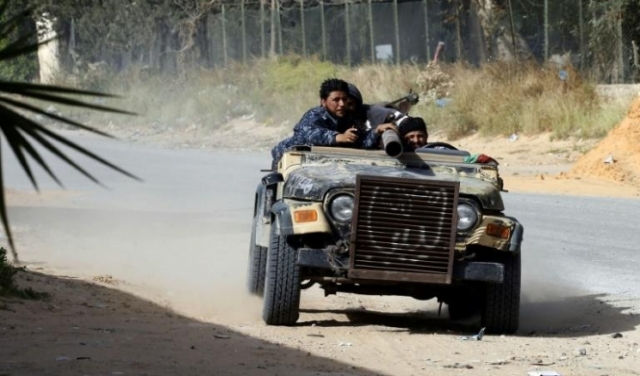 تفاقم وتيرة المعارك في العاصمة الليبية يهدد تونس