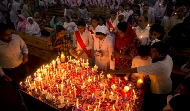 السلطات السريلانكية تأمر بإغلاق الكنائس خوفًا على المصلين 