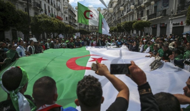 الجزائر: المعارضة تحضر لمؤتمر شامل لنصرة 