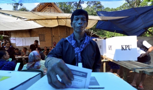 إندونيسيا: وفاة 272 موظف انتخابات بسبب الإرهاق