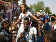 "العسكري السوداني" يجمد نشاط النقابات ويعفي مسؤولين برئاسة الجمهورية