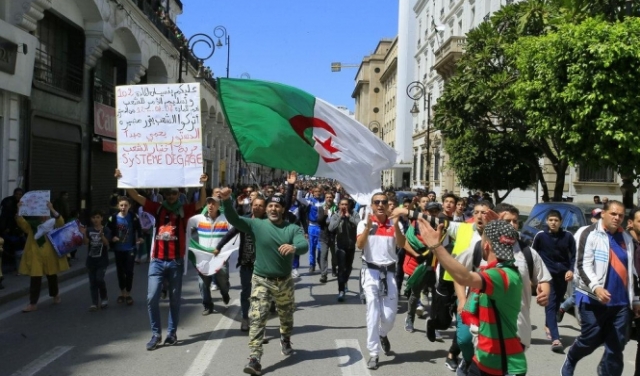 الجزائر: القضاء يلاحق 6 مسؤولين و5 رجال أعمال مقربين من بوتفليقة 