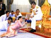 الملكة التايلاندية: من طاقم الحراسة إلى العرش