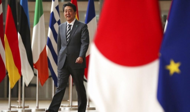 رئيس الوزراء الياباني: مستعد للقاء زعيم كوريا الشمالية دون شروط
