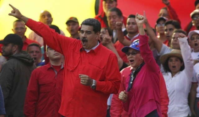 مادورو يتهم ترامب وبولتون بإدارة المحاولة الانقلابية بفنزويلا