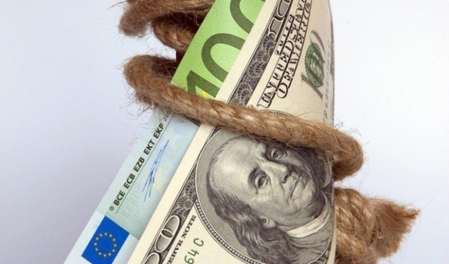 عملة: تلاشي صعود اليورو وارتفاع ملحوظ لدولار 