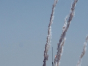 إطلاق عشرات الصواريخ من غزة وإصابة مبنى بشكل مباشر