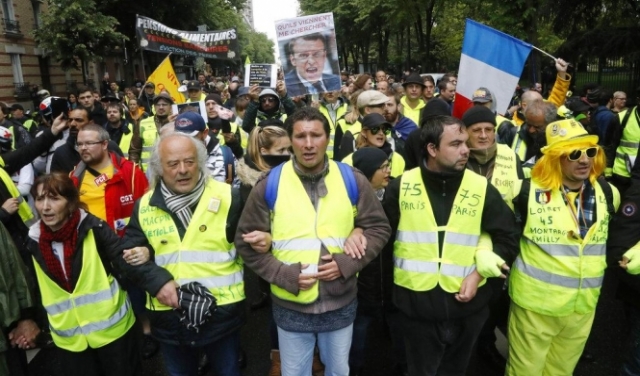 فرنسا: انحسار في عدد متظاهري السترات الصفراء