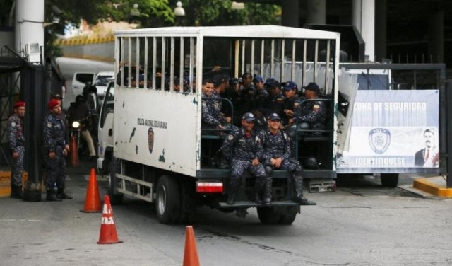 إخلاء مقر البرلمان بفنزويلا للاشتباه بوجود قنبلة