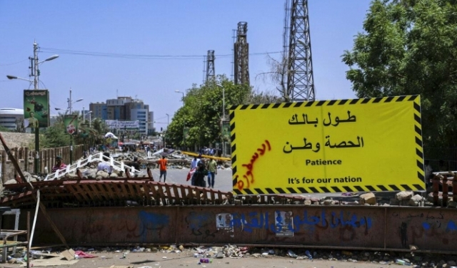 مفاوضات متعثرة: المعارضة السودانية ترفض إلغاء تجميد النقابات